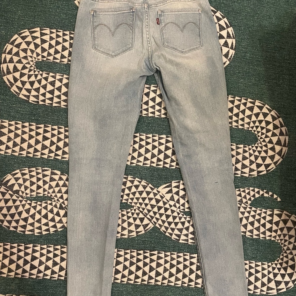 Levi’s Demi curve modern rise light wash skinny Jean 26 2R - Picture 4 of 4